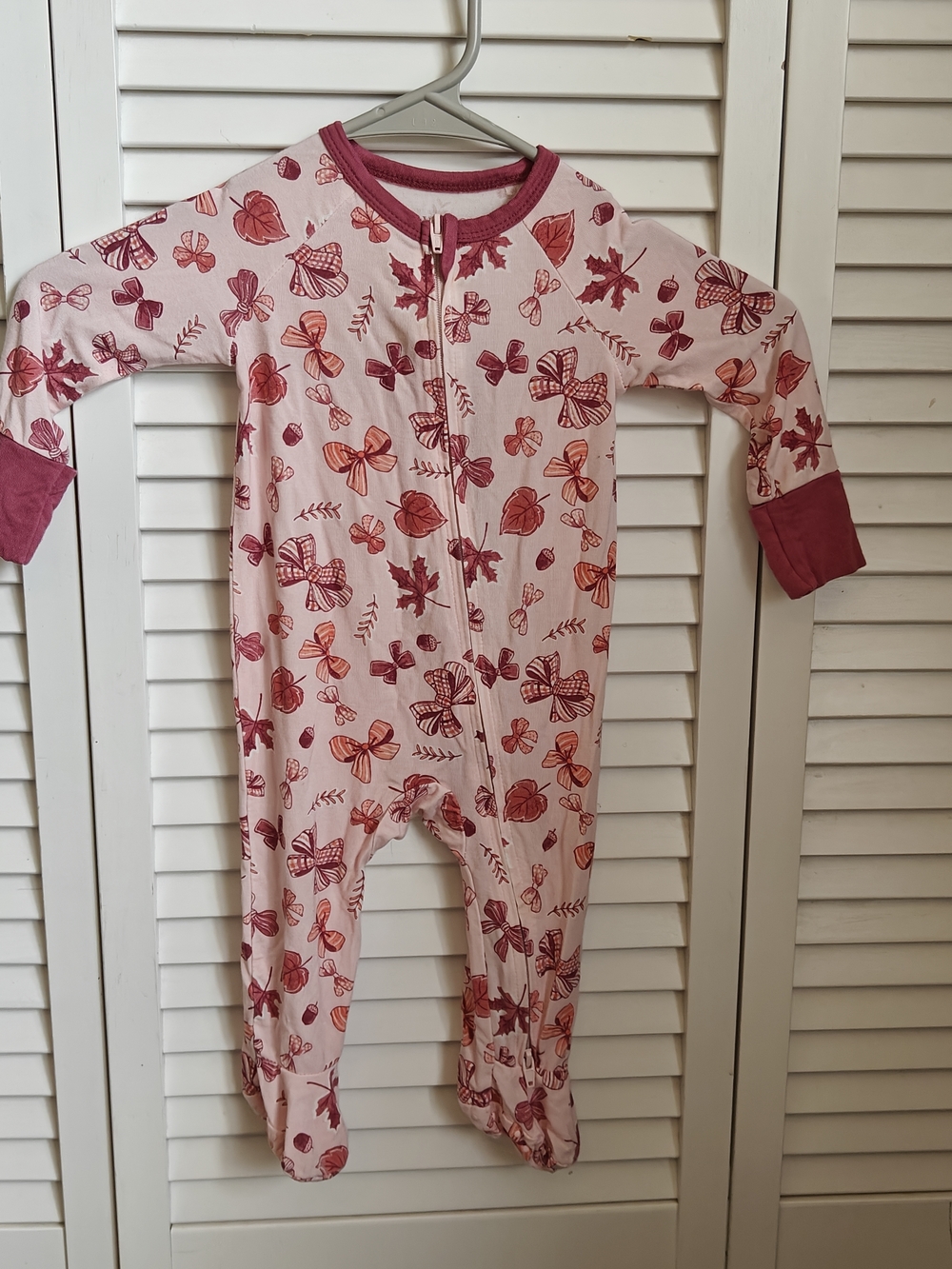Btween Baby Bamboo Floral & Leaf Zip Footed One-Piece Pajama 6M